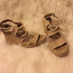 Free Press Boho Wedge Frayed Distressed Canvas Woven Sandals Sz 6.5